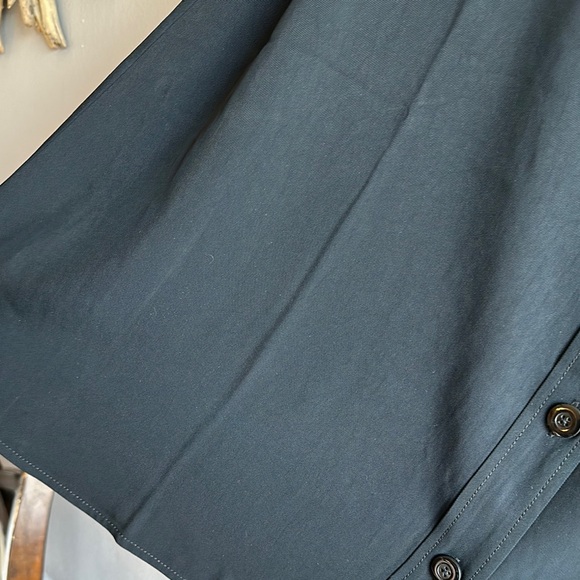 Everlane Classic Black Button-Down Skirt NEW never worn - Picture 6 of 8